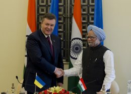 Янукович подписал соглашения с руководством Индии