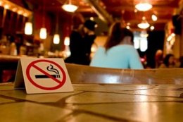10% ресторанов игнорируют запрет курения