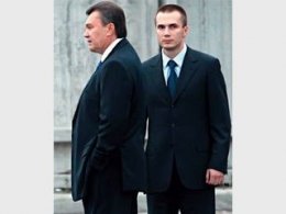Битва олигархов: Игорь Коломойский против Александра Януковича
