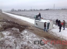 Автобус с группой "С.К.А.Й." опрокинулся по дороге в Донецк (ФОТО)