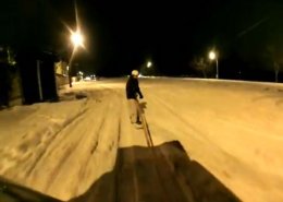 Экстремальное катание сноубордистов по улицам Одессы (ВИДЕО)