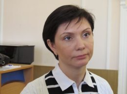 Елена Бондаренко хочет засекретить данные о национальности, образовании, семейном положении и религии