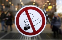 Нардеп предлагает частично отменить запрет курения