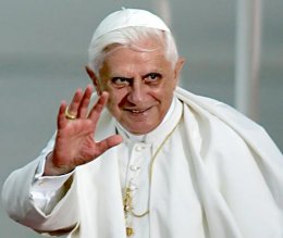 Папа Римский Бенедикт XVI собирается покинуть папский престол