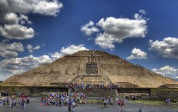 В мексиканской пирамиде Солнца найден древнейший бог индейцев