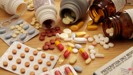 В 2013 году Минздрав выделил на закупку лекарств более 2 млрд