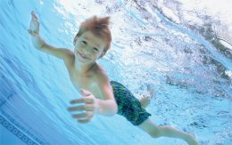 В школах и детских садах собираются ввести государственный урок плавания