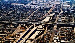 Самая запутанная транспортная развязка находится в Лос-Анджелесе (ВИДЕО)