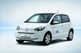 Volkswagen показала свой первый электромобиль E-Up (ФОТО)
