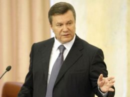 Янукович поручил Минэкономики до июля создать программу сотрудничества с ТС