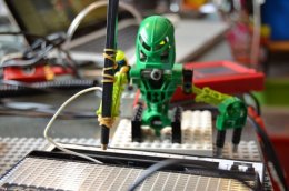 Создали первую в мире группу роботов из конструктора LEGO (ФОТО+ВИДЕО)