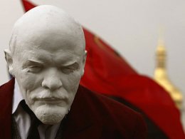 Мирошниченко не дают покоя памятники Ленину