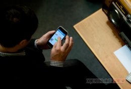 "Регионалы" от скуки в Раде пишут интимные SMS (ФОТО)