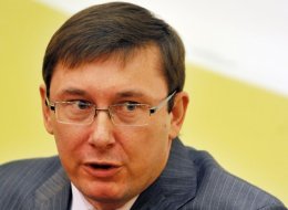 Юрий Луценко: "Оппозиция делает большую ошибку, позволяя власти втягивать себя в интриги"