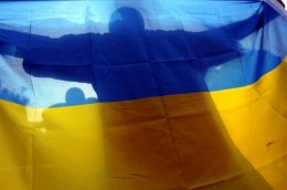 В Чернигове надругались над государственным флагом Украины