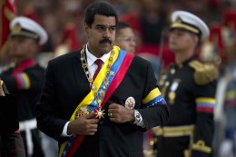 Нового президента Венесуэлы чуть не убили во время инаугурации (ВИДЕО)