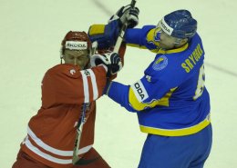 Сборная Украины по хоккею разгромила Польшу на чемпионате мира
