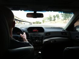 GPS-навигатор отвлекает водителя