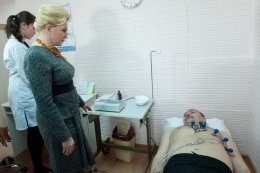 Богатырева пообещала медперсоналу личные авто
