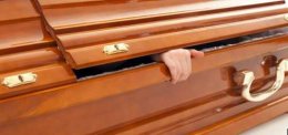 Покойник воскрес на собственных похоронах