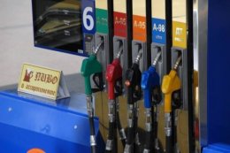 Для ремонта всех дорог в Укравтодоре хотят поднять цены на бензин