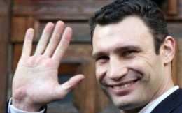 Кличко прогулял больше половины акций "Вставай, Украина"