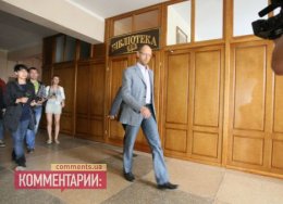 Яценюк приехал на выборы в Васильков, чтобы поддержать своего кандидата (ФОТО)