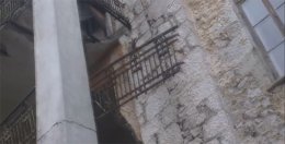 В Санатории "Юность" снова обвалились балконы (ВИДЕО)