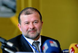 Виктор Балога: «Правительство Азарова действует сугубо по-совковому»