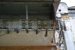 В крымском санатории, где рухнул балкон, ставят ограждения (ВИДЕО)