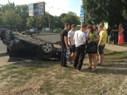 В Харькове авто сбило трех человек (ФОТО)