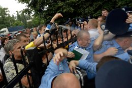 В Киеве начался милицейский рейд на точки стихийной торговли