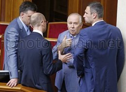 Оппозиция зарегистрировала постановление о назначении киевских выборов