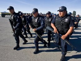 Мексиканская полиция ведет настоящую войну с наркомафией