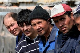 Россия ужесточает режим приема трудовых мигрантов