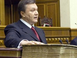 Зачем Януковичу новая Конституция