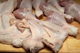 Российские эксперты установили, что в украинской курятине находятся вредные бактерии