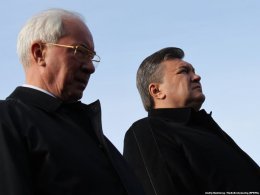 Рабочий понедельник Януковича и Азарова начнется с важных встреч