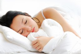 Во время сна мозг очищается от токсинов