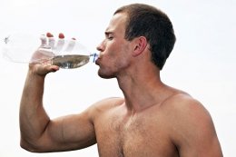 Ученые выяснили, как вода влияет на мужское здоровье