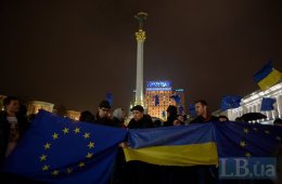 Активисты "евромайдана" готовы круглосуточно стоять до саммита в Вильнюсе