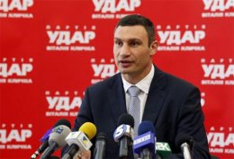 Виталий Кличко не смог вовремя попасть на начало акции в поддержку евроинтеграции