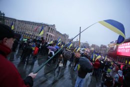В Киеве на Европейской площади представители оппозиции создали штаб Евромайдана