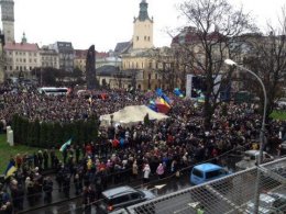 Львовский Евромайдан: студенты поблагодарили Европу за поддержку (ВИДЕО)