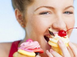 Ученые нашли причину пристрастия людей к сладкому