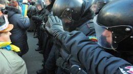 Турчинов обвинил ПР в подготовке силового разгона акций протеста