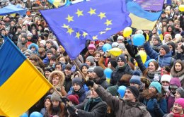 Как митинговал субботний Евромайдан (ВИДЕО)