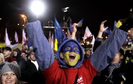 Евромайдан выстоял восемнадцатую ночь протестов