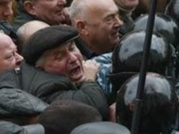 Столкновение на улице Грушевского