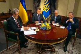 Ющенко считает, что Янукович неправильно проинформирован о событиях в Украине